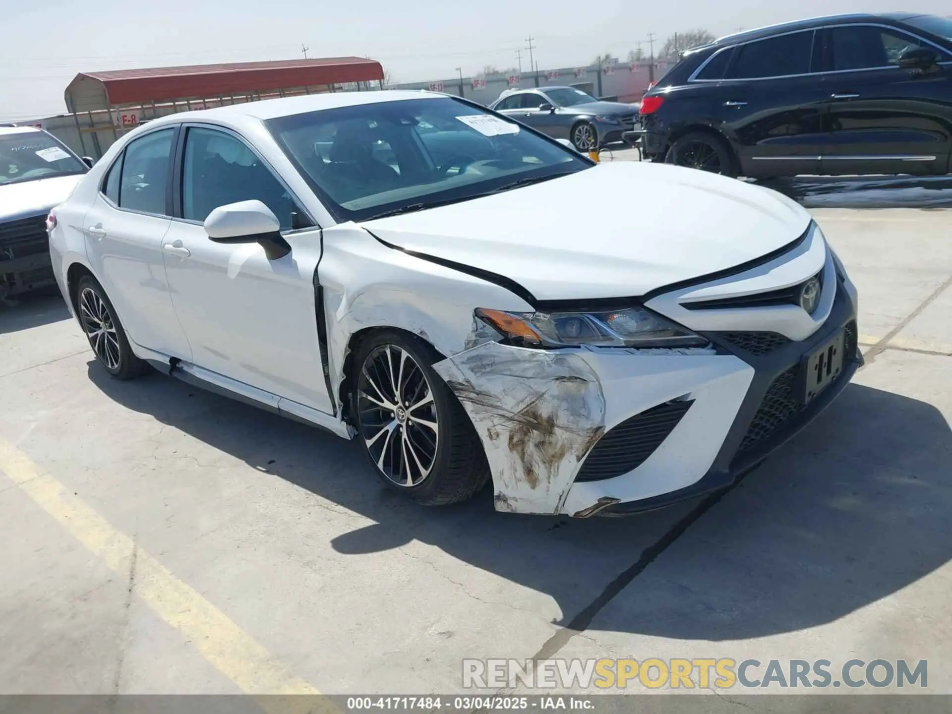 1 Photograph of a damaged car 4T1G11AK1LU399754 TOYOTA CAMRY 2020