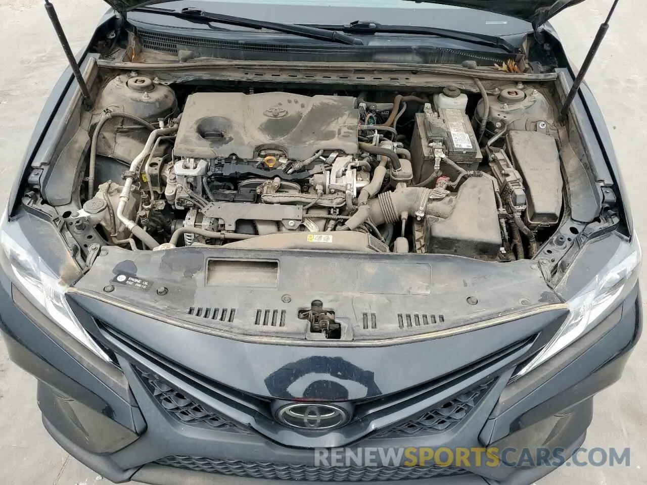11 Photograph of a damaged car 4T1G11AK1LU508648 TOYOTA CAMRY 2020
