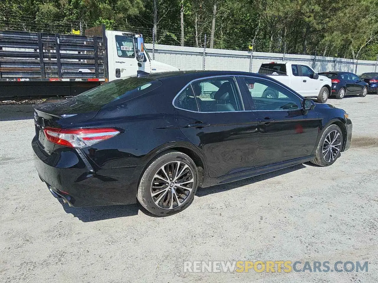 3 Photograph of a damaged car 4T1G11AK1LU868907 TOYOTA CAMRY 2020