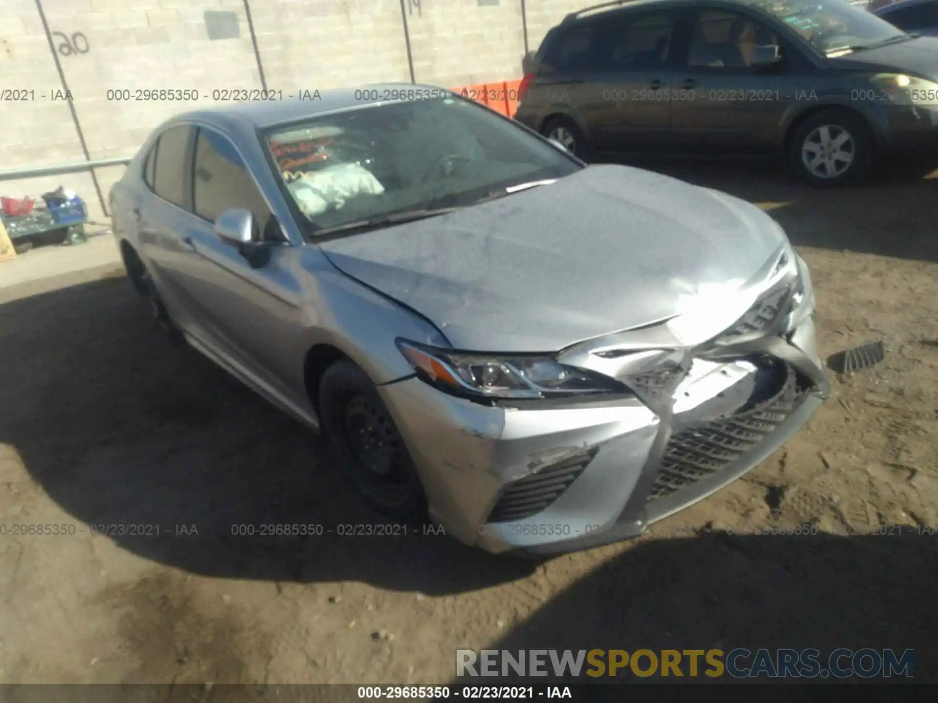 1 Photograph of a damaged car 4T1G11AK1LU874013 TOYOTA CAMRY 2020