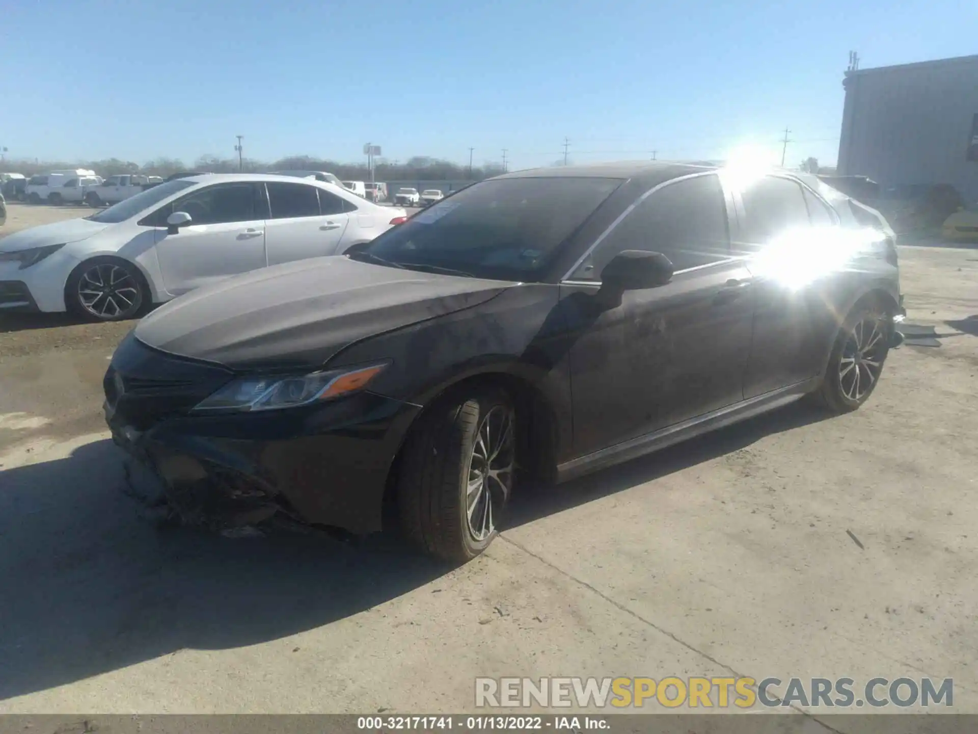 2 Photograph of a damaged car 4T1G11AK1LU882242 TOYOTA CAMRY 2020