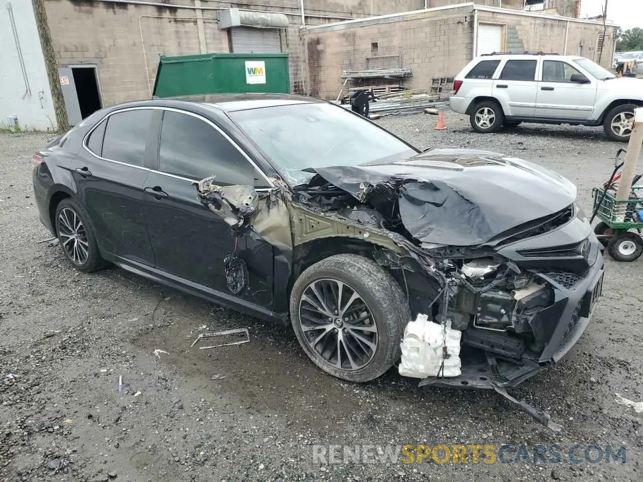 4 Photograph of a damaged car 4T1G11AK1LU886629 TOYOTA CAMRY 2020