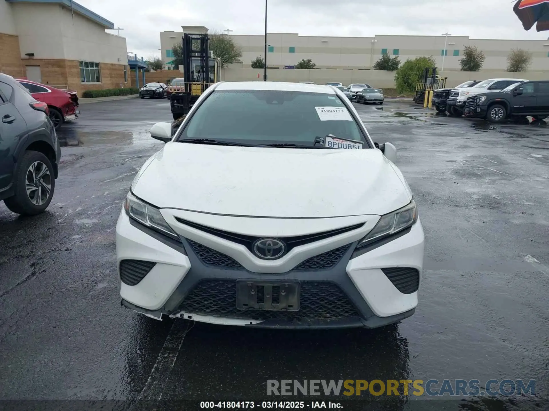 12 Photograph of a damaged car 4T1G11AK1LU895797 TOYOTA CAMRY 2020