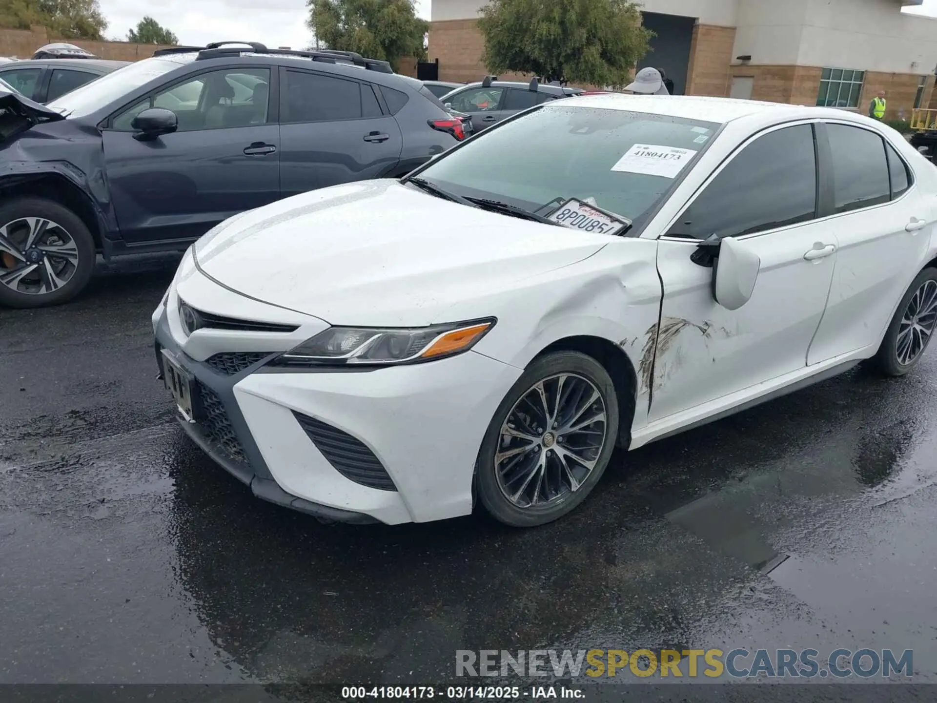 2 Photograph of a damaged car 4T1G11AK1LU895797 TOYOTA CAMRY 2020