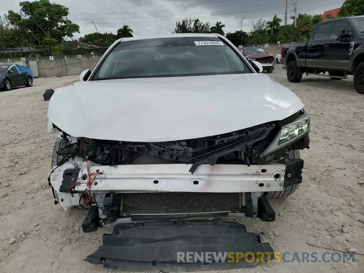 5 Photograph of a damaged car 4T1G11AK1LU900142 TOYOTA CAMRY 2020