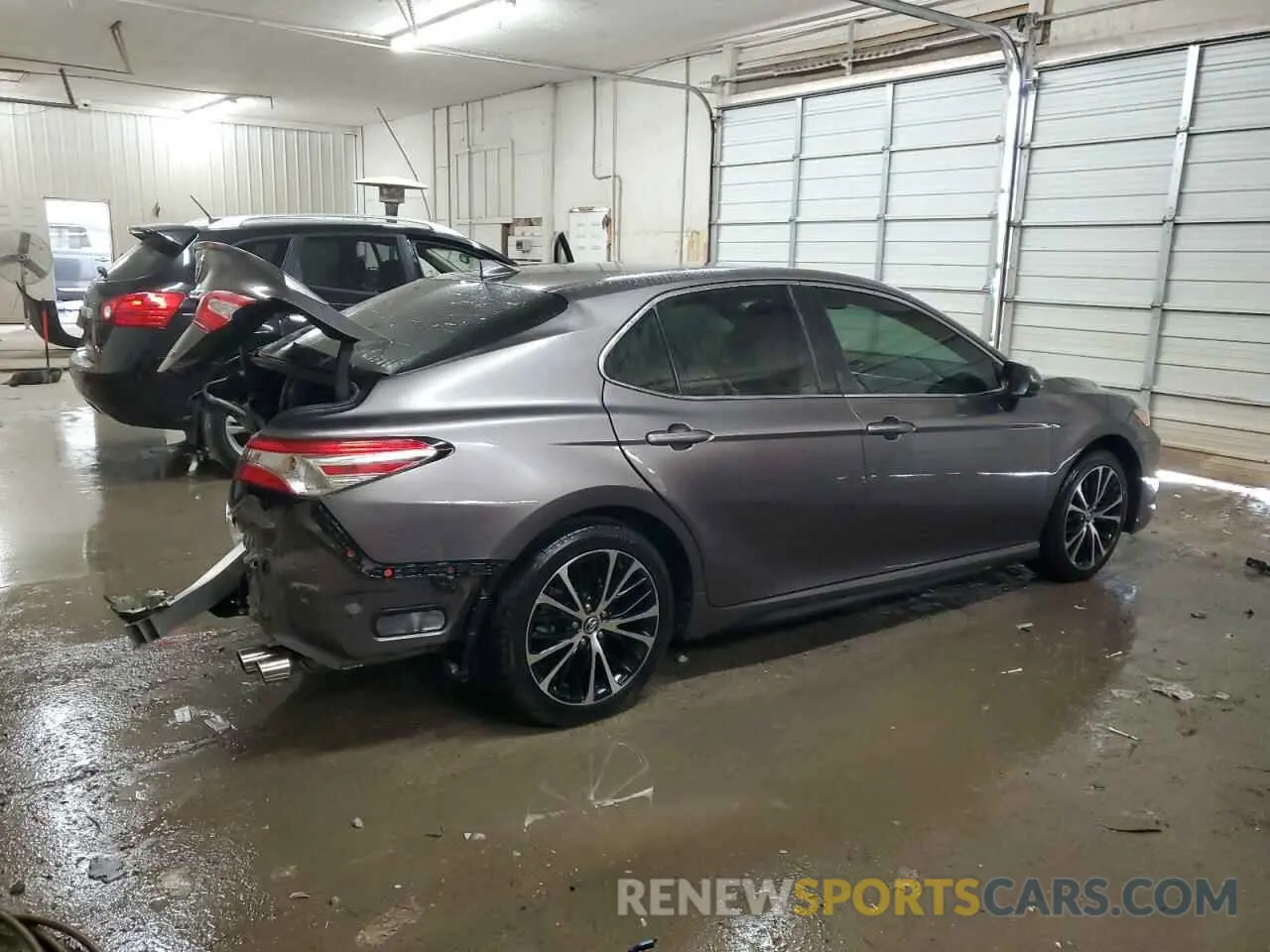 3 Photograph of a damaged car 4T1G11AK1LU908936 TOYOTA CAMRY 2020