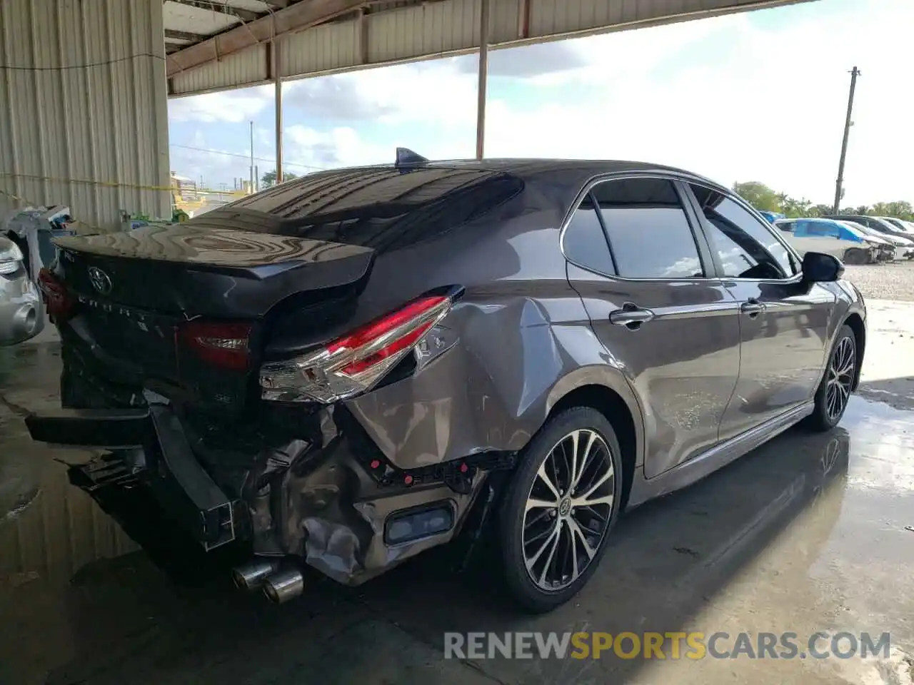 3 Photograph of a damaged car 4T1G11AK1LU913358 TOYOTA CAMRY 2020