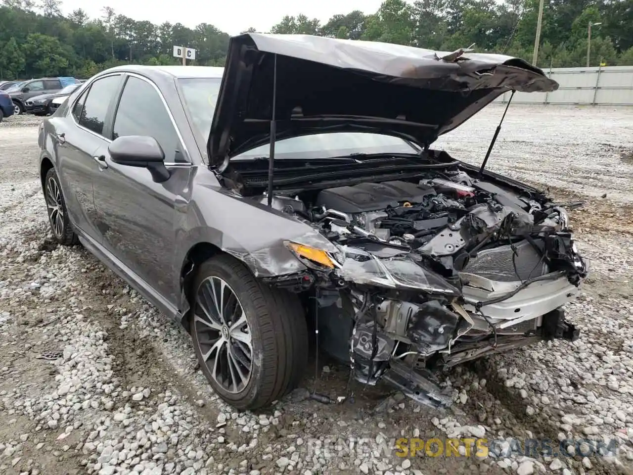 1 Photograph of a damaged car 4T1G11AK1LU922612 TOYOTA CAMRY 2020