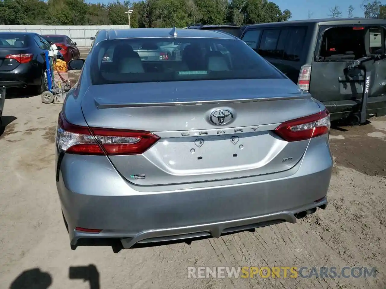 6 Photograph of a damaged car 4T1G11AK1LU930693 TOYOTA CAMRY 2020