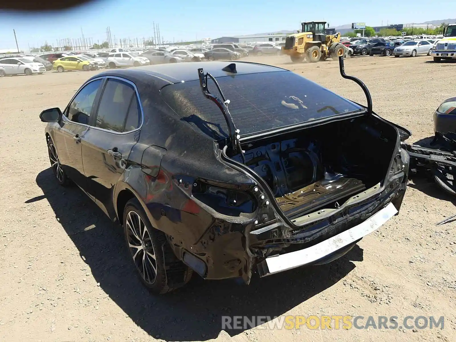 3 Photograph of a damaged car 4T1G11AK1LU941385 TOYOTA CAMRY 2020