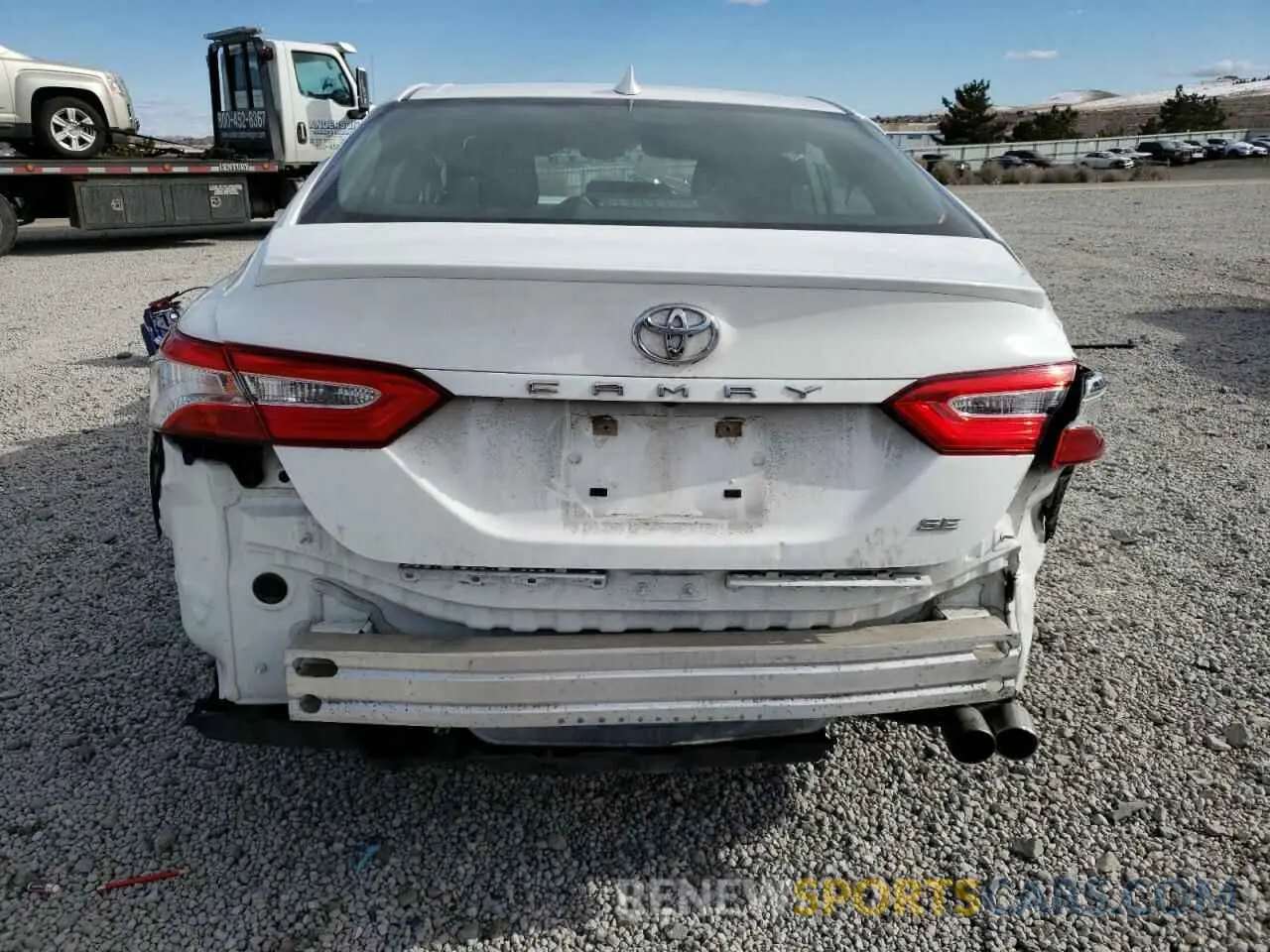 6 Photograph of a damaged car 4T1G11AK1LU942679 TOYOTA CAMRY 2020