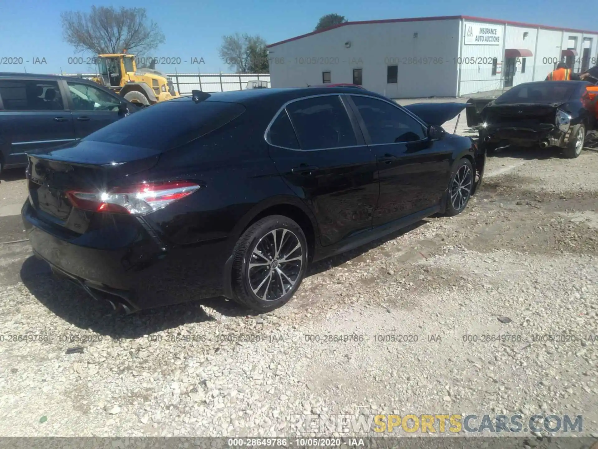 4 Photograph of a damaged car 4T1G11AK1LU950393 TOYOTA CAMRY 2020