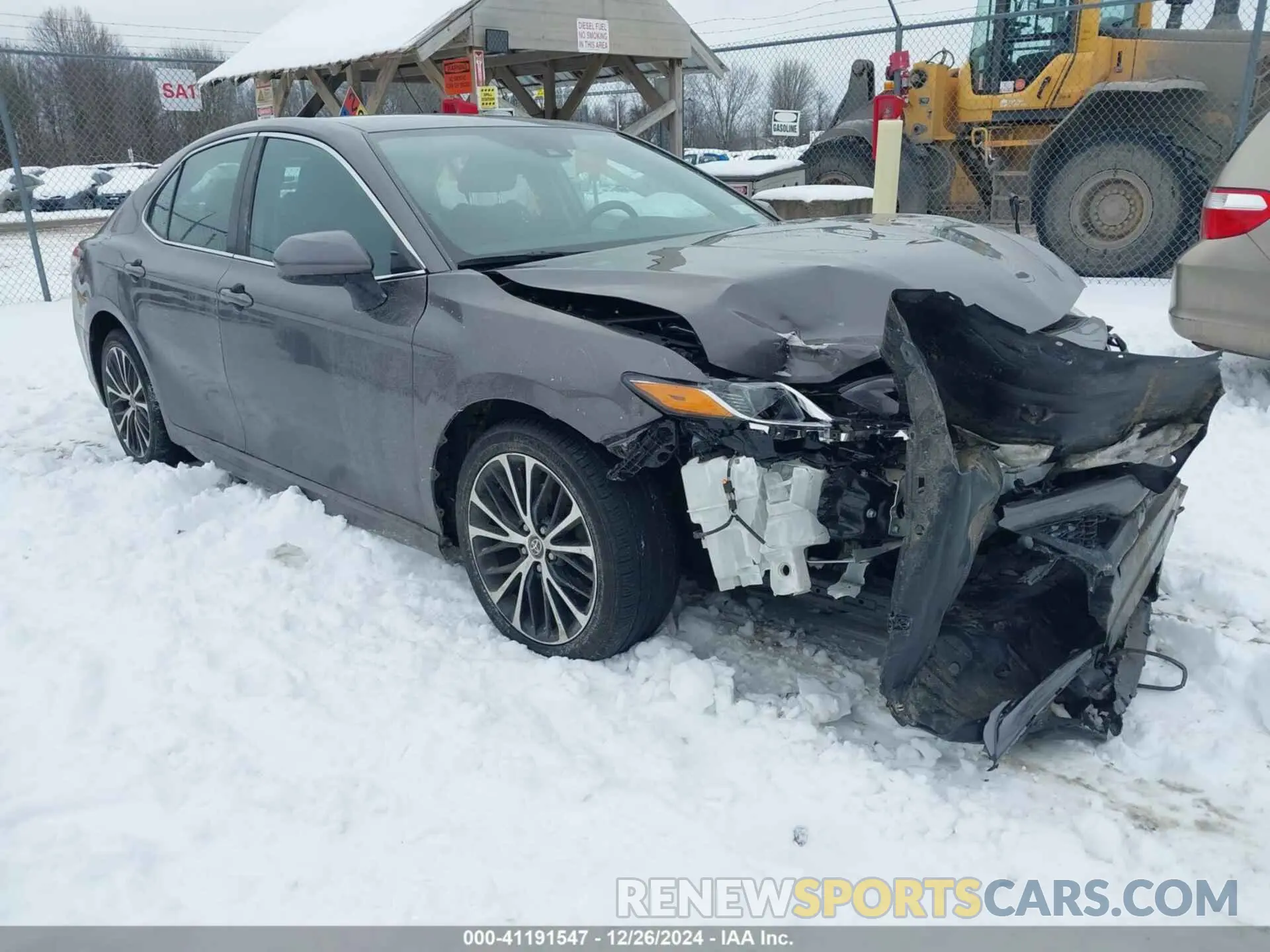 1 Photograph of a damaged car 4T1G11AK1LU954198 TOYOTA CAMRY 2020