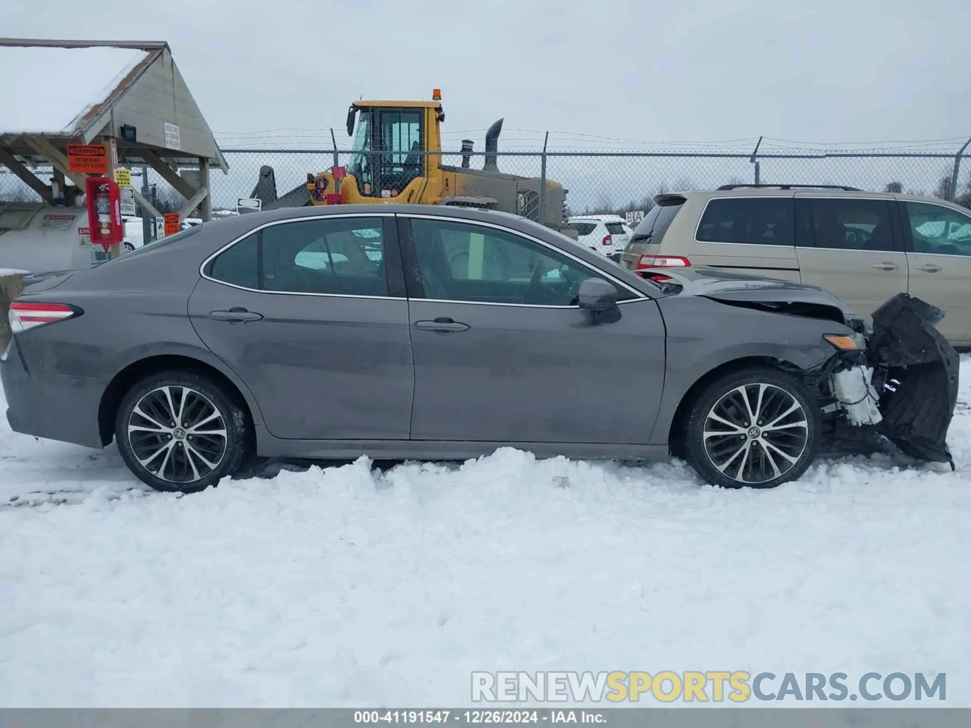 14 Photograph of a damaged car 4T1G11AK1LU954198 TOYOTA CAMRY 2020