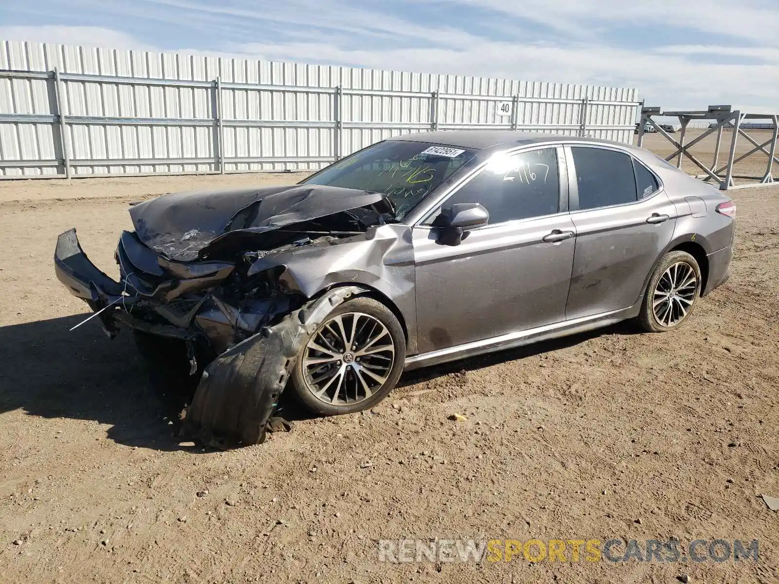 2 Photograph of a damaged car 4T1G11AK1LU955710 TOYOTA CAMRY 2020