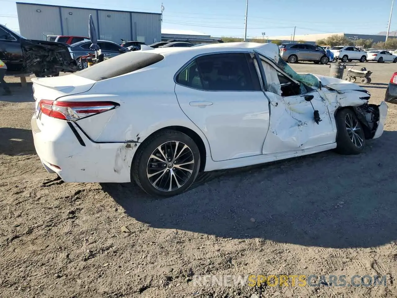 3 Photograph of a damaged car 4T1G11AK1LU961572 TOYOTA CAMRY 2020