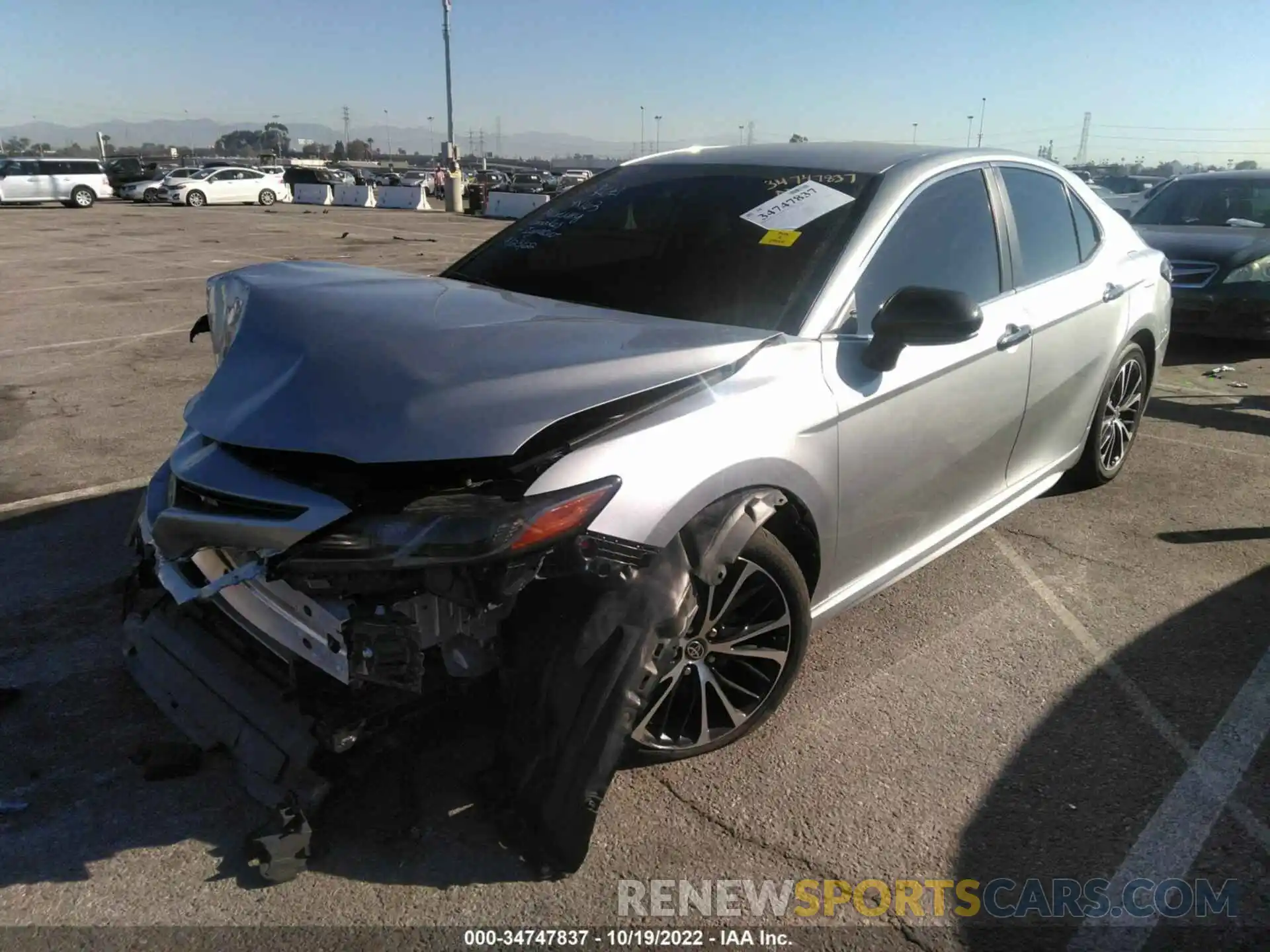 2 Photograph of a damaged car 4T1G11AK1LU968554 TOYOTA CAMRY 2020