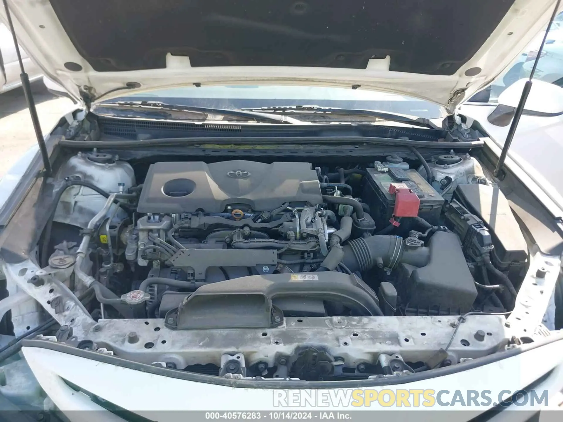 10 Photograph of a damaged car 4T1G11AK1LU969638 TOYOTA CAMRY 2020