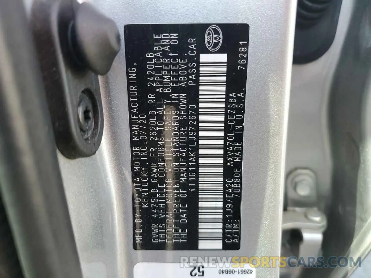 13 Photograph of a damaged car 4T1G11AK1LU972670 TOYOTA CAMRY 2020