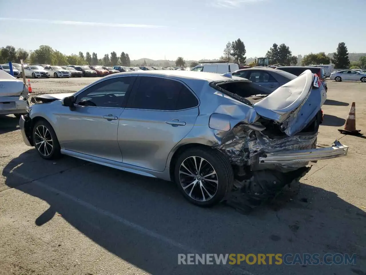 2 Photograph of a damaged car 4T1G11AK1LU972670 TOYOTA CAMRY 2020