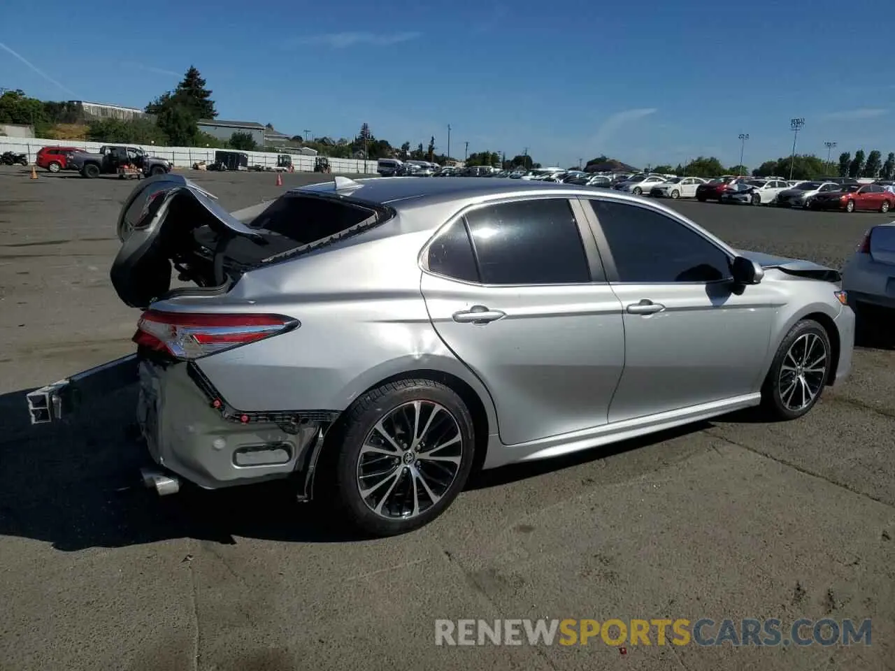 3 Photograph of a damaged car 4T1G11AK1LU972670 TOYOTA CAMRY 2020