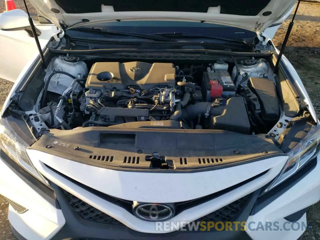 11 Photograph of a damaged car 4T1G11AK1LU974516 TOYOTA CAMRY 2020