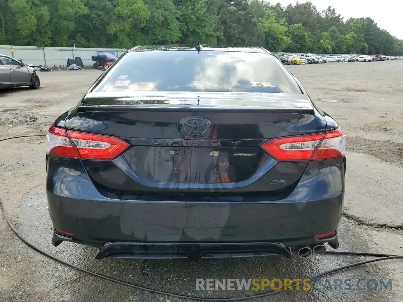 6 Photograph of a damaged car 4T1G11AK1LU982275 TOYOTA CAMRY 2020