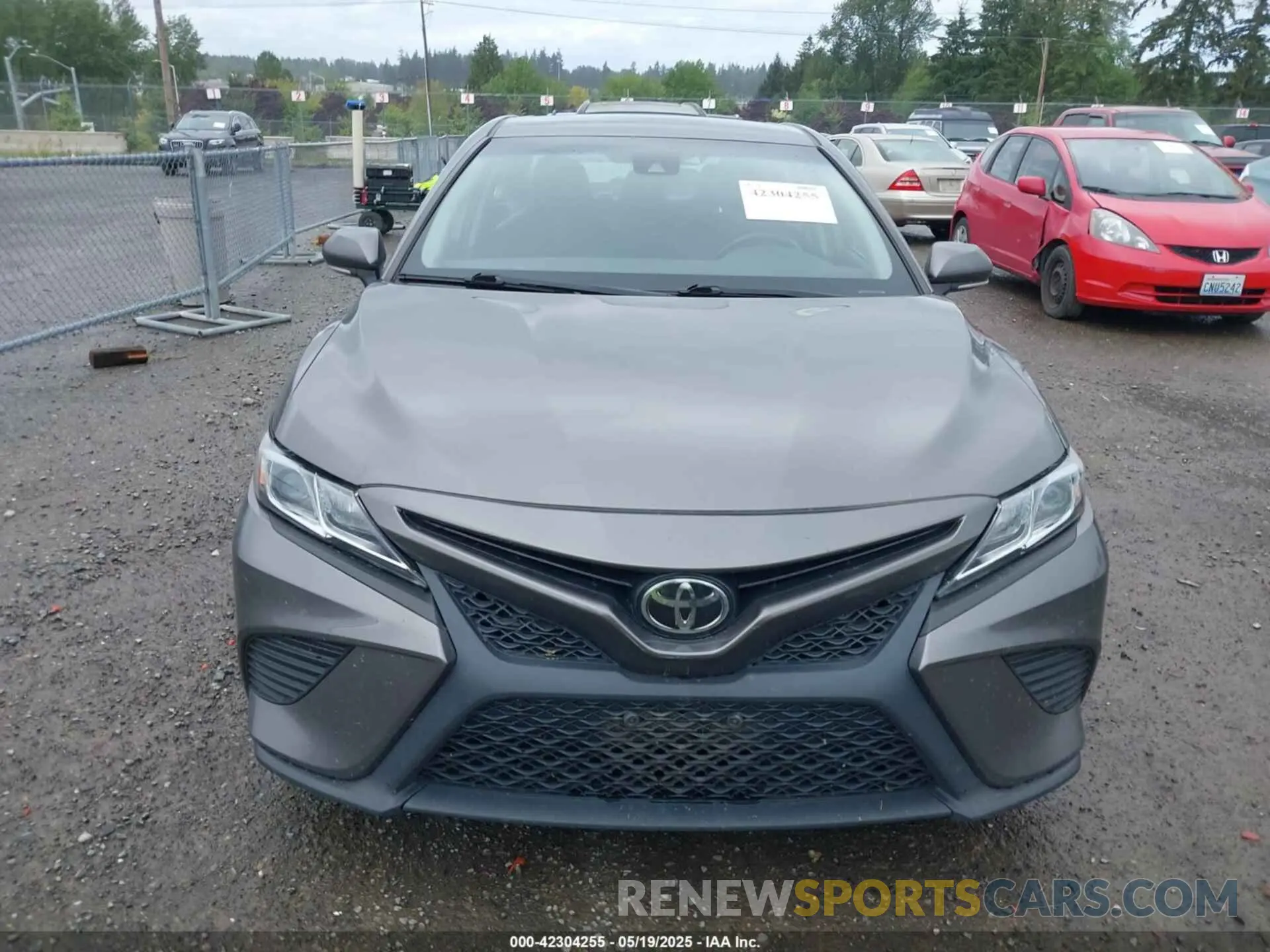 13 Photograph of a damaged car 4T1G11AK1LU983345 TOYOTA CAMRY 2020