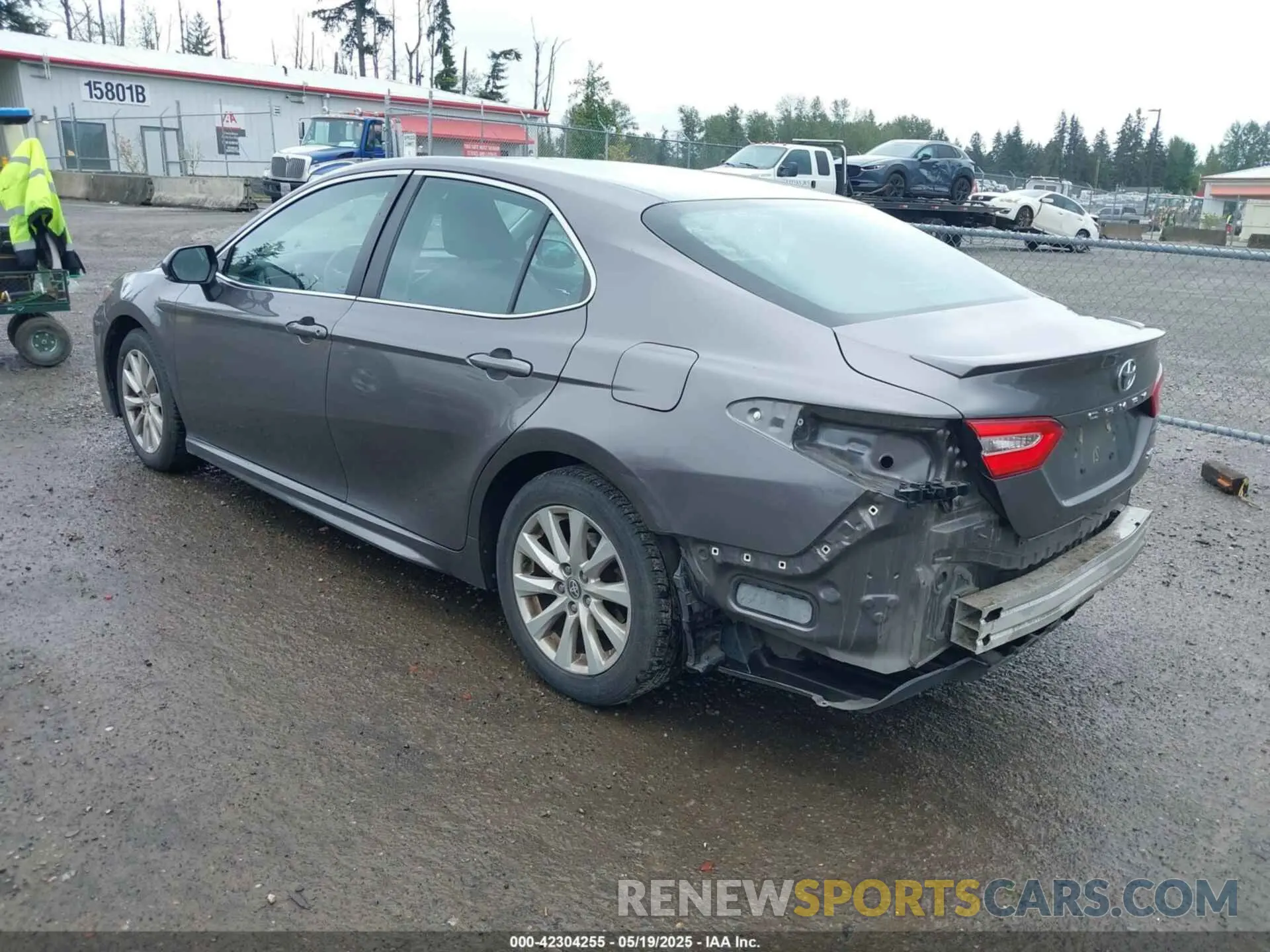 3 Photograph of a damaged car 4T1G11AK1LU983345 TOYOTA CAMRY 2020