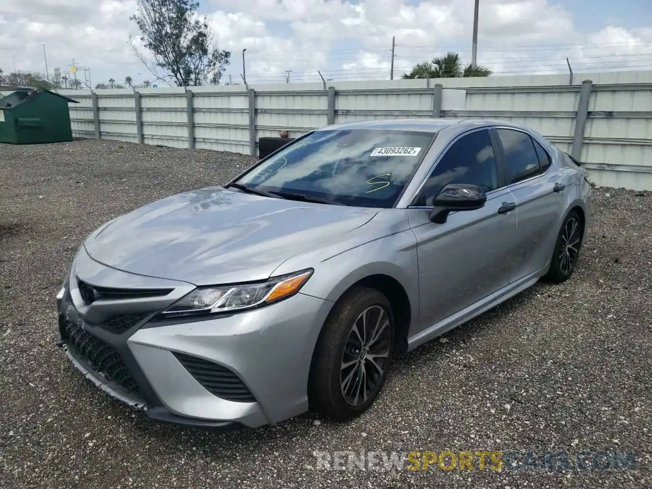 2 Photograph of a damaged car 4T1G11AK1LU984463 TOYOTA CAMRY 2020