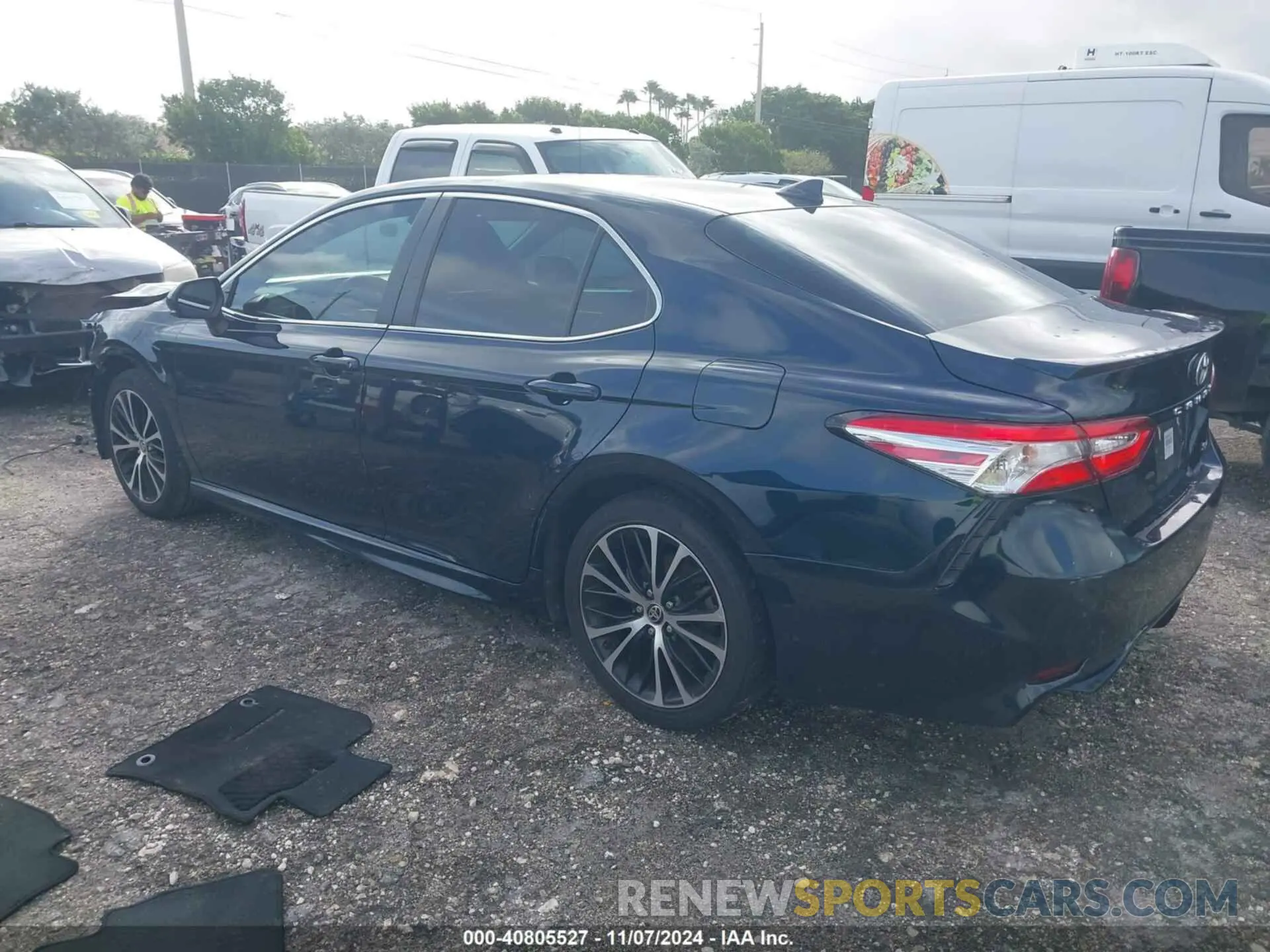3 Photograph of a damaged car 4T1G11AK1LU988867 TOYOTA CAMRY 2020