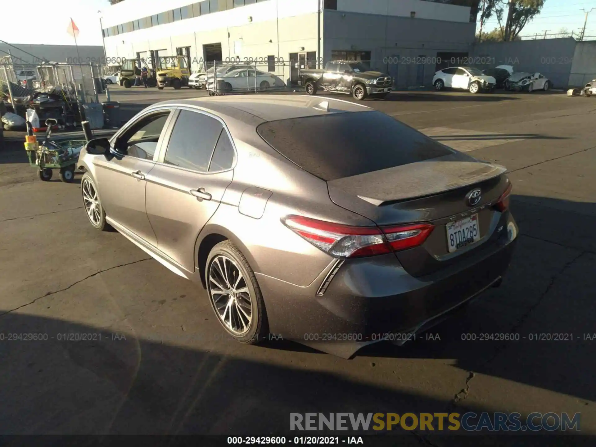 3 Photograph of a damaged car 4T1G11AK1LU989081 TOYOTA CAMRY 2020