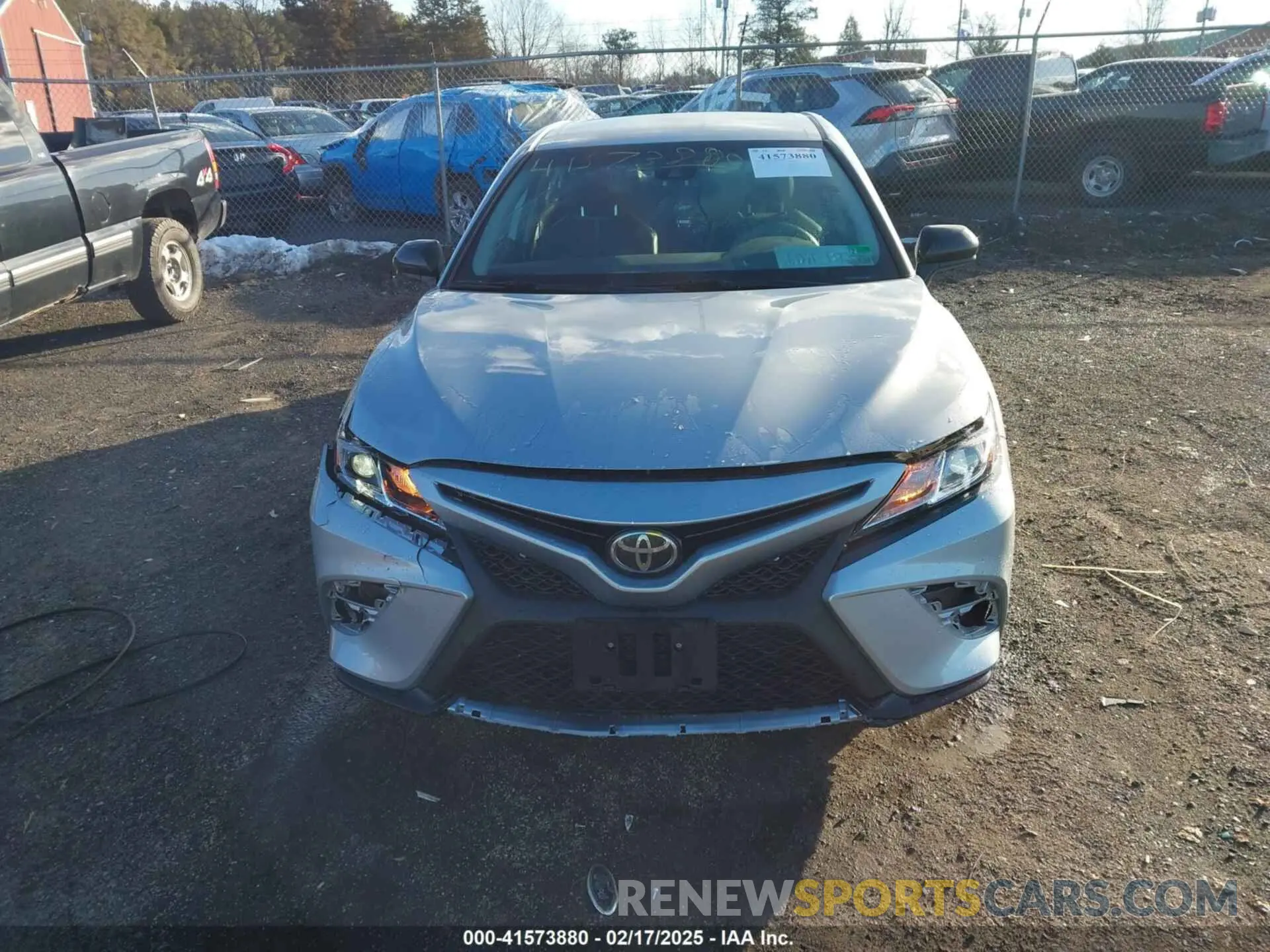 12 Photograph of a damaged car 4T1G11AK2LU301556 TOYOTA CAMRY 2020