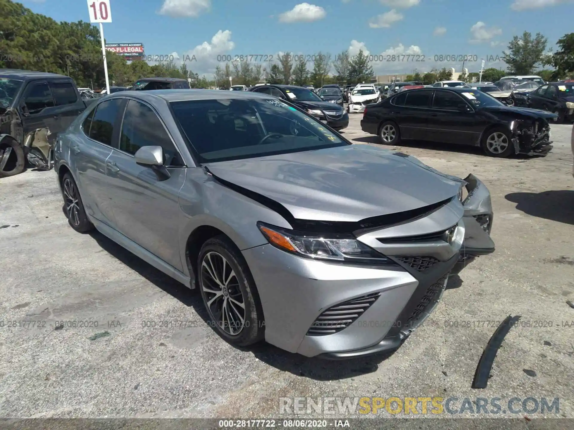 1 Photograph of a damaged car 4T1G11AK2LU311567 TOYOTA CAMRY 2020