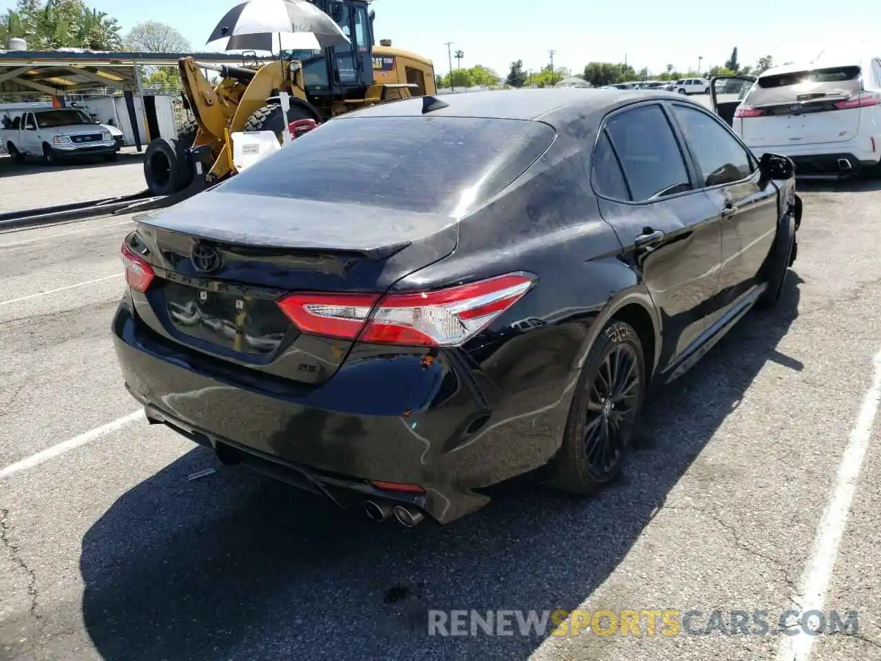 4 Photograph of a damaged car 4T1G11AK2LU312704 TOYOTA CAMRY 2020