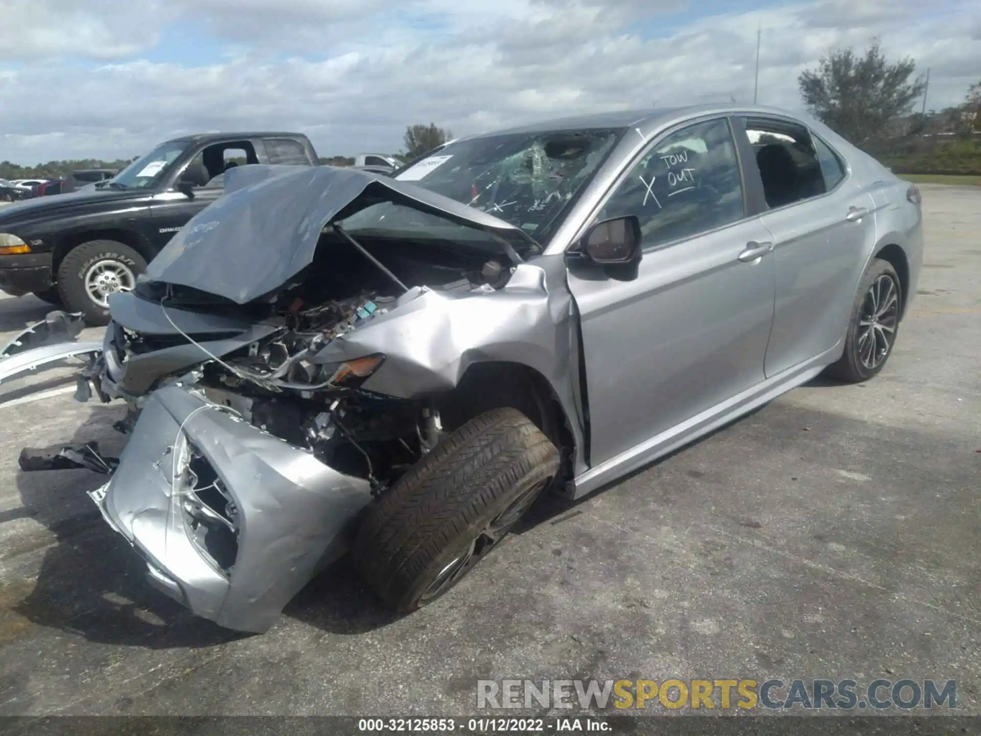 2 Photograph of a damaged car 4T1G11AK2LU323265 TOYOTA CAMRY 2020