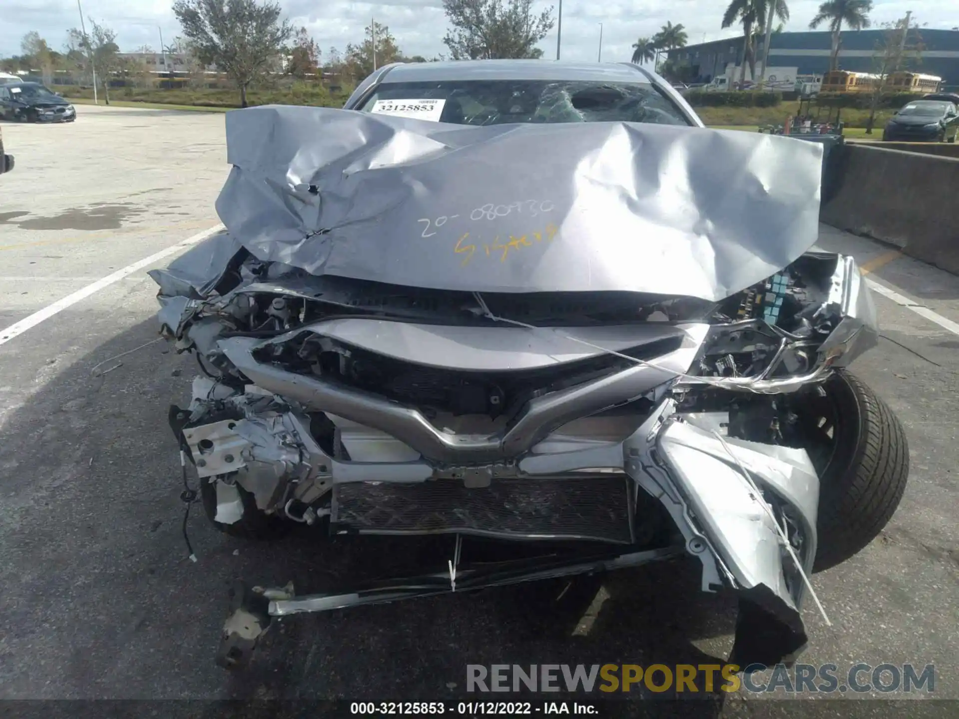 6 Photograph of a damaged car 4T1G11AK2LU323265 TOYOTA CAMRY 2020