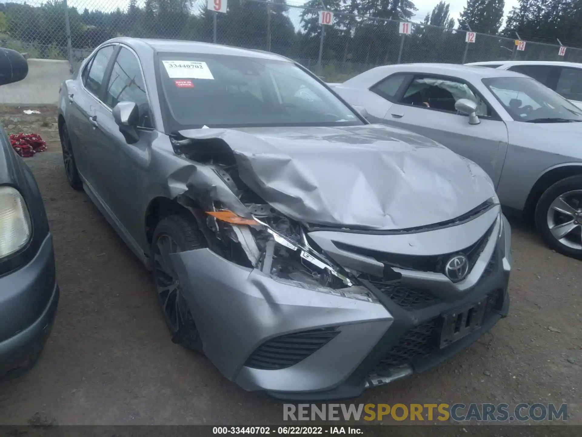 1 Photograph of a damaged car 4T1G11AK2LU325467 TOYOTA CAMRY 2020