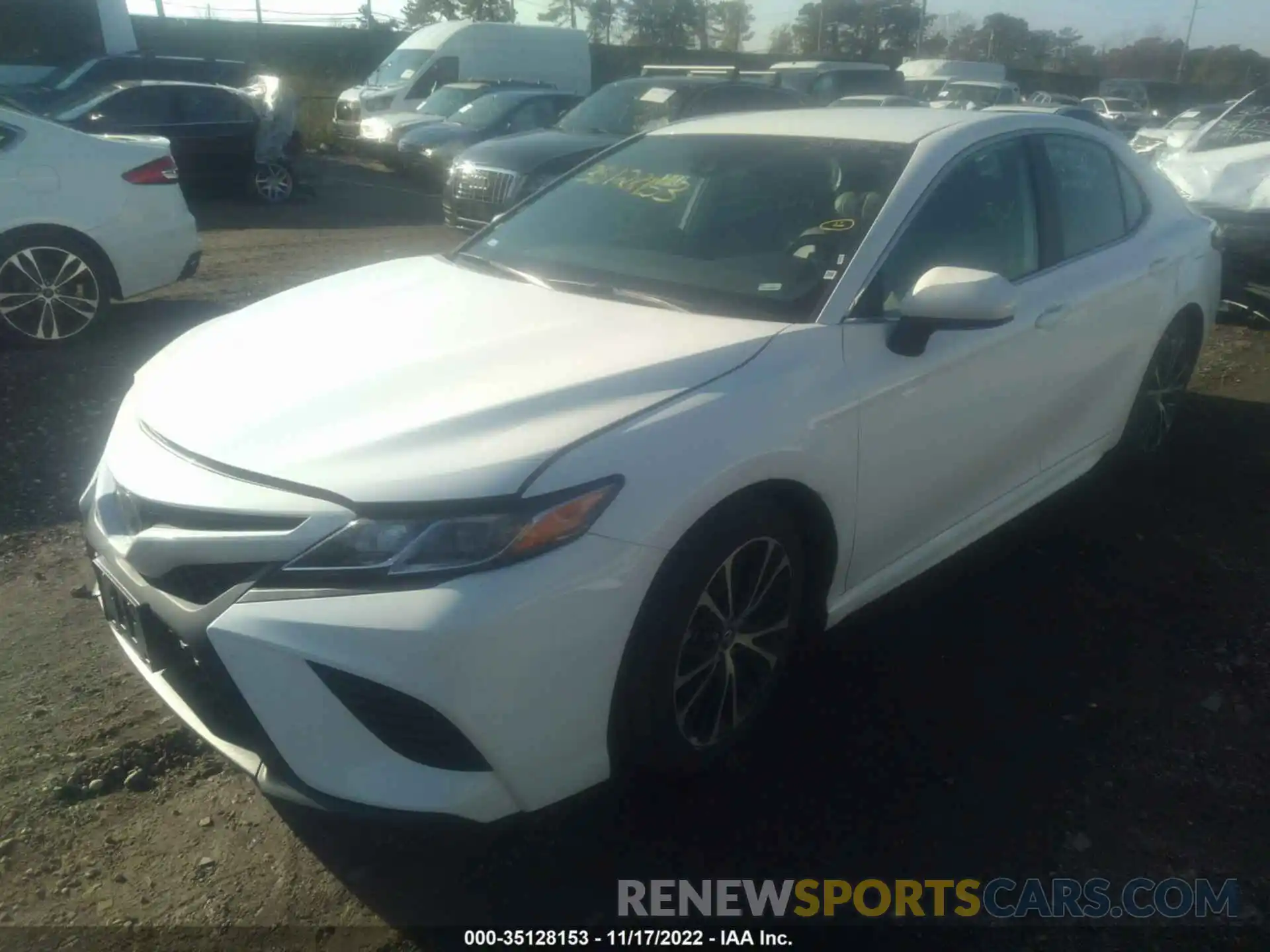 2 Photograph of a damaged car 4T1G11AK2LU330250 TOYOTA CAMRY 2020