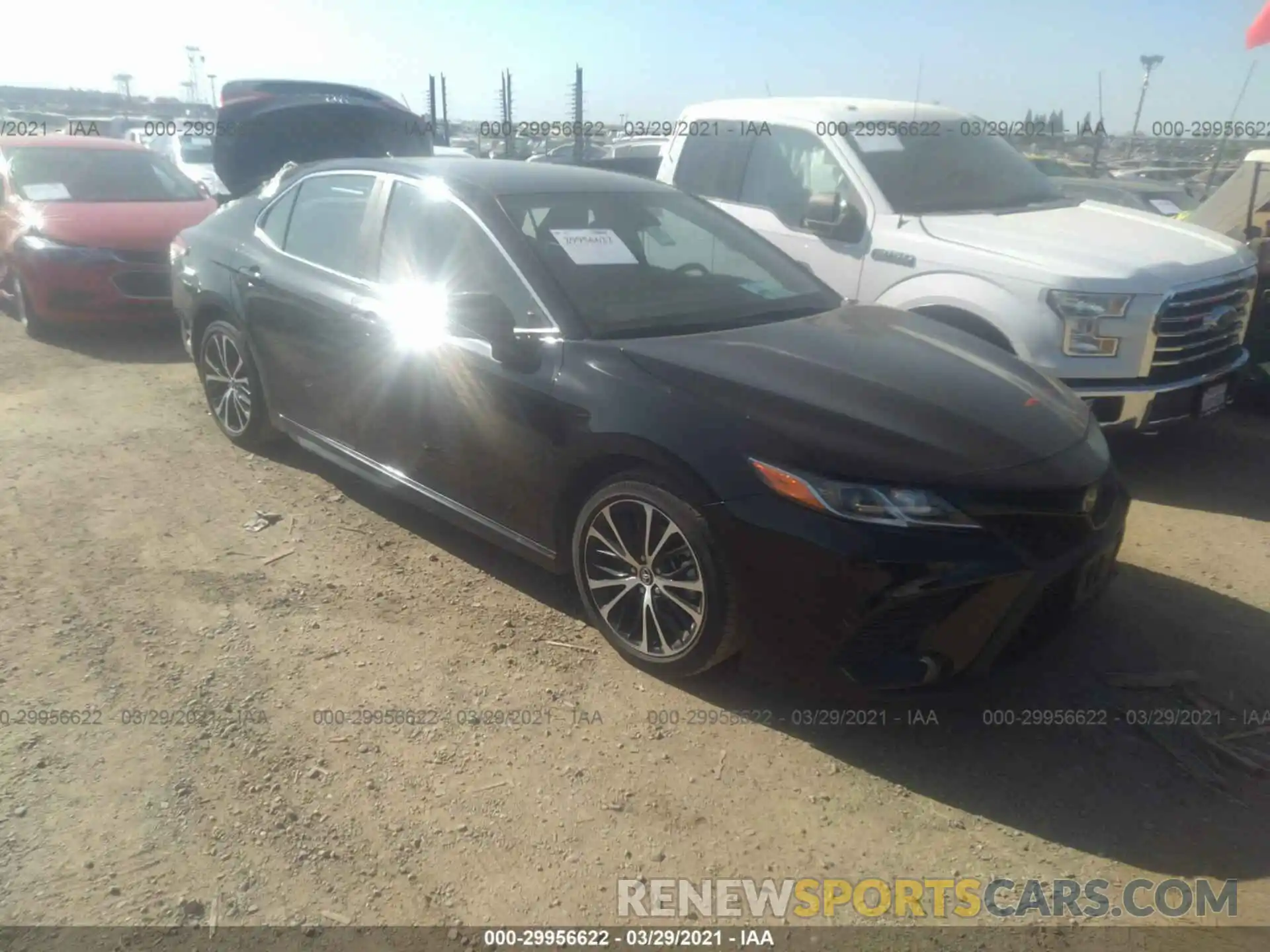 1 Photograph of a damaged car 4T1G11AK2LU330457 TOYOTA CAMRY 2020