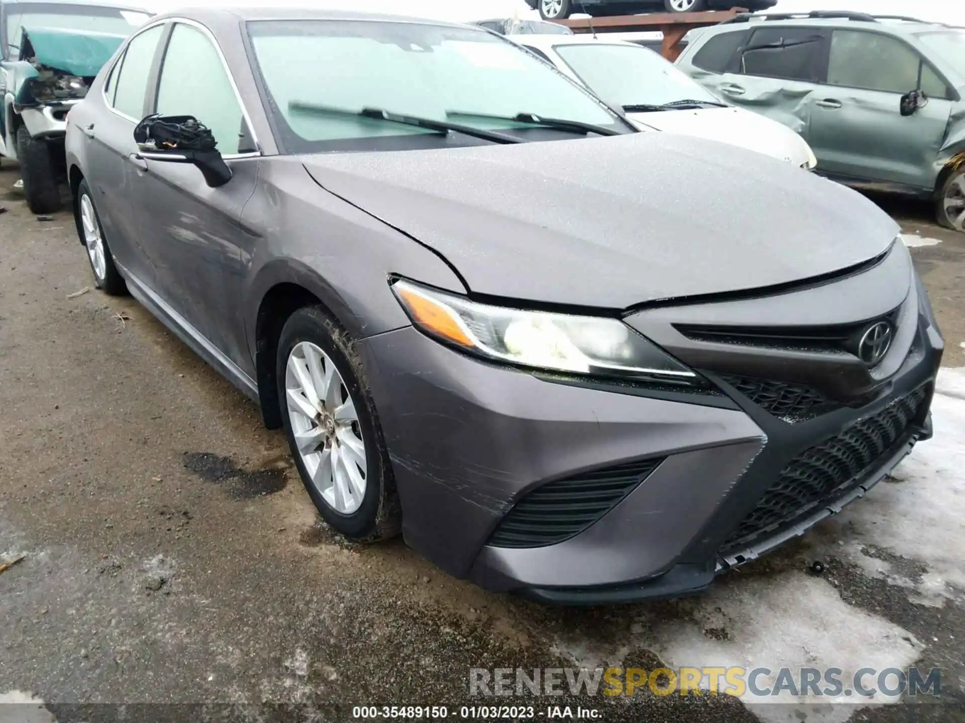 6 Photograph of a damaged car 4T1G11AK2LU335013 TOYOTA CAMRY 2020