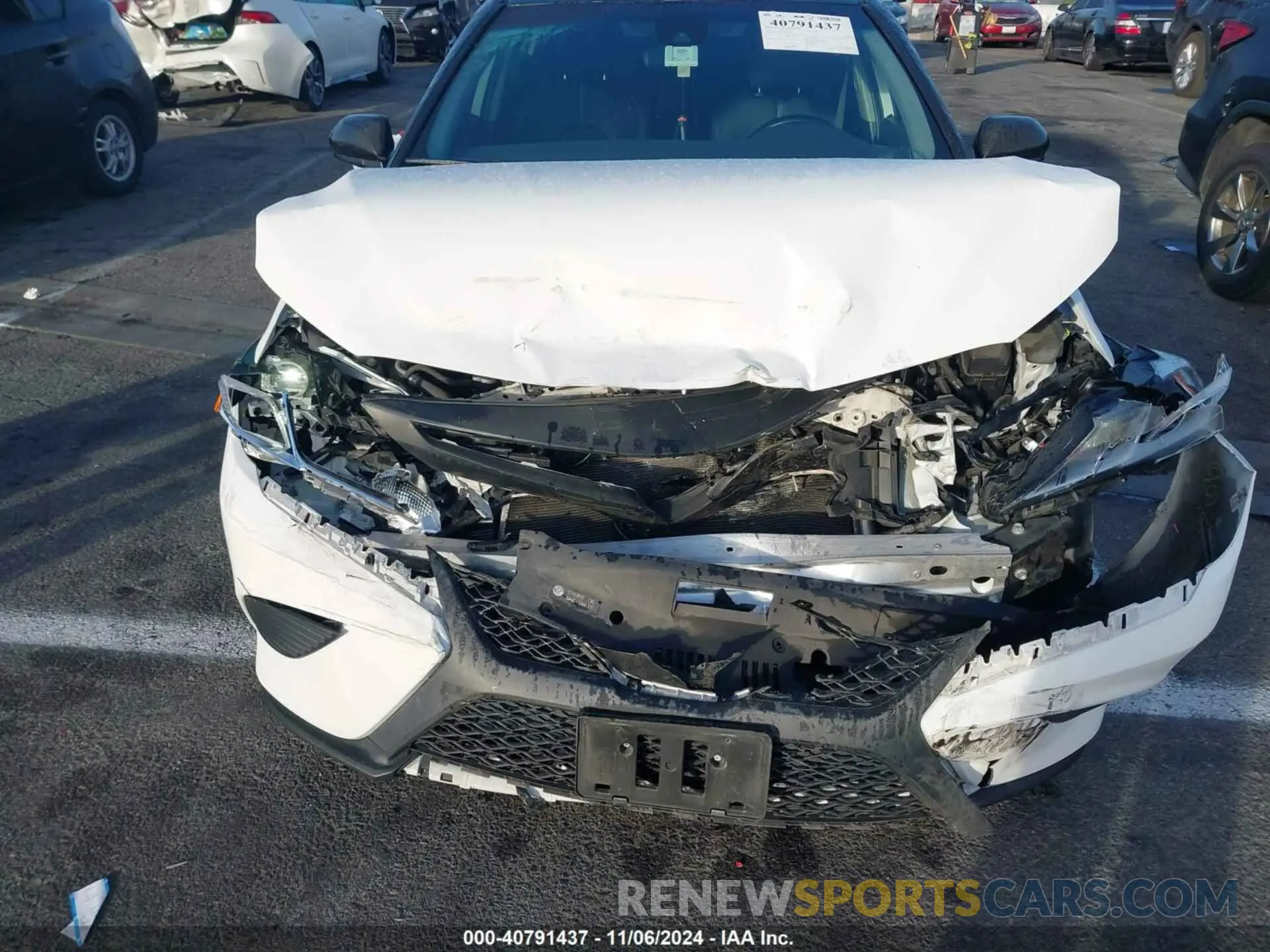 6 Photograph of a damaged car 4T1G11AK2LU336646 TOYOTA CAMRY 2020