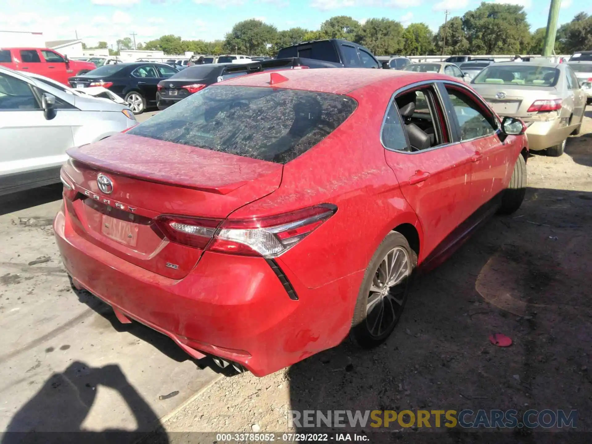 4 Photograph of a damaged car 4T1G11AK2LU347923 TOYOTA CAMRY 2020