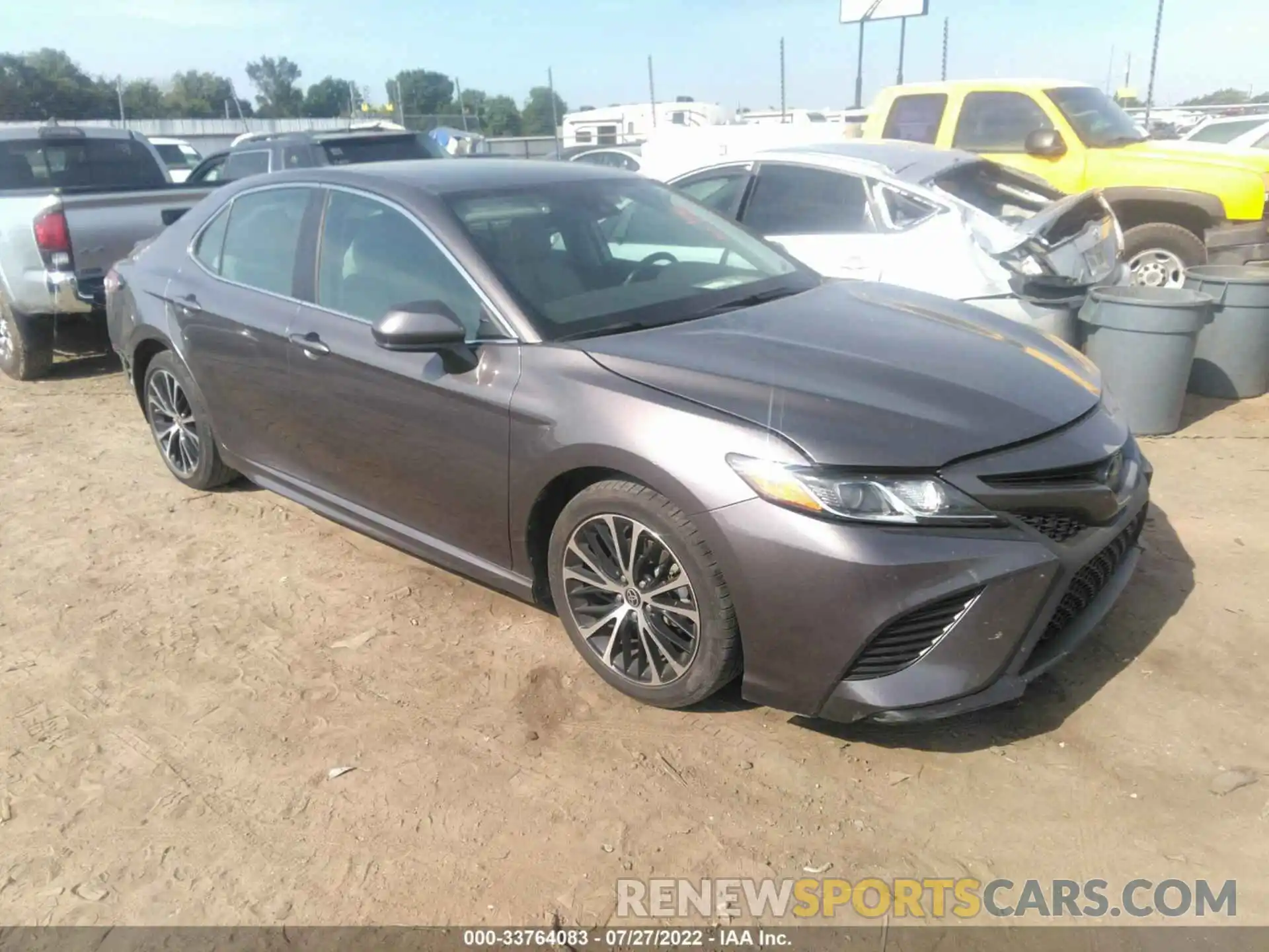 1 Photograph of a damaged car 4T1G11AK2LU358517 TOYOTA CAMRY 2020