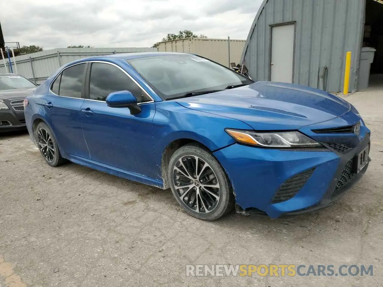 4 Photograph of a damaged car 4T1G11AK2LU376094 TOYOTA CAMRY 2020