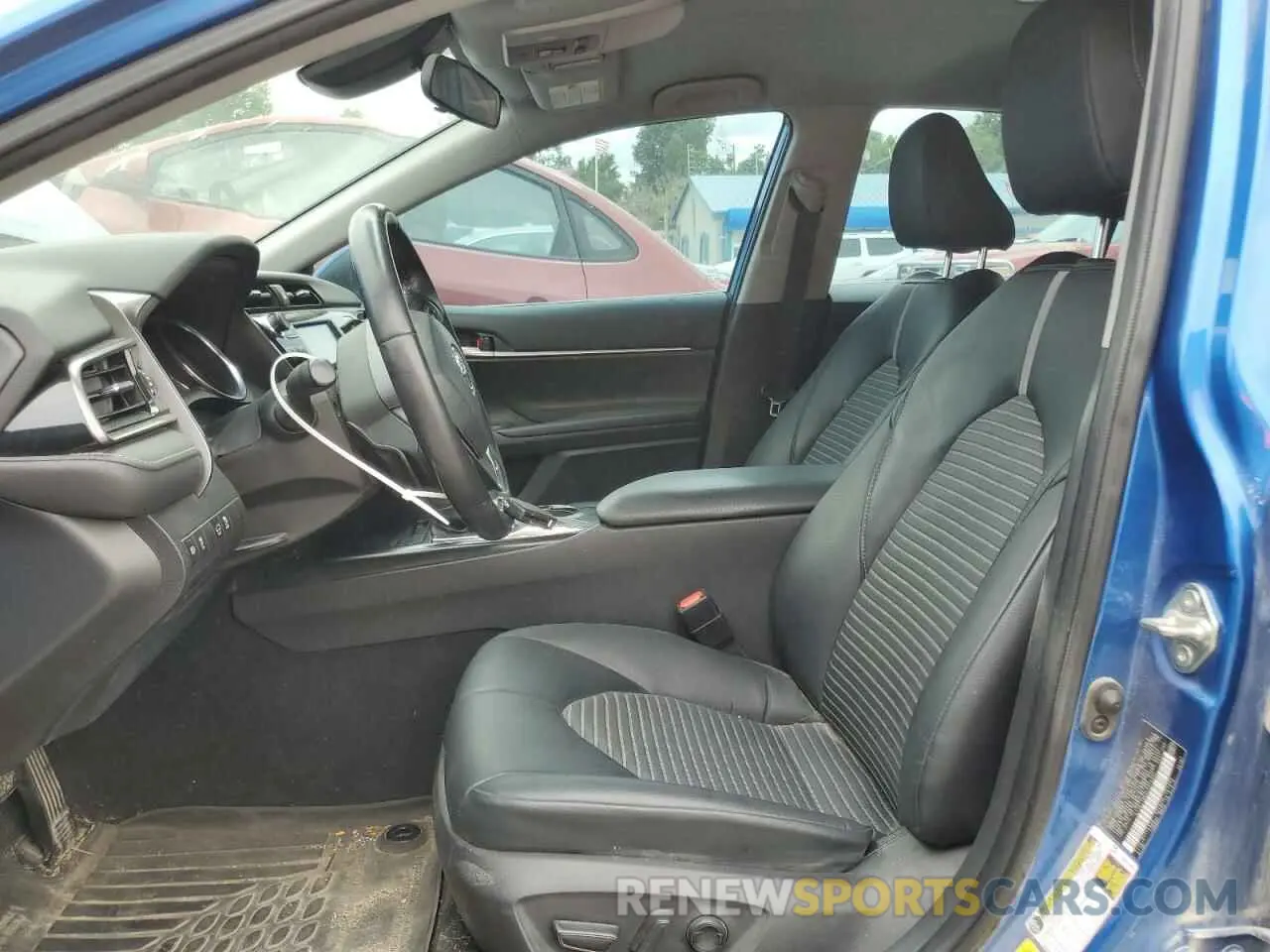 7 Photograph of a damaged car 4T1G11AK2LU376094 TOYOTA CAMRY 2020