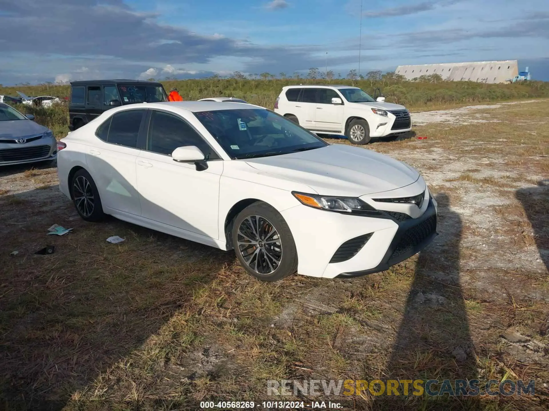 1 Photograph of a damaged car 4T1G11AK2LU377519 TOYOTA CAMRY 2020