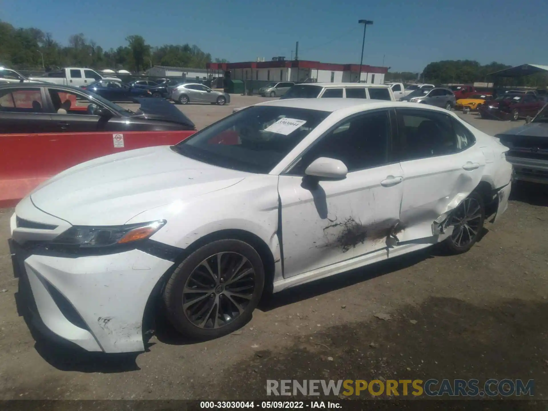 2 Photograph of a damaged car 4T1G11AK2LU388360 TOYOTA CAMRY 2020