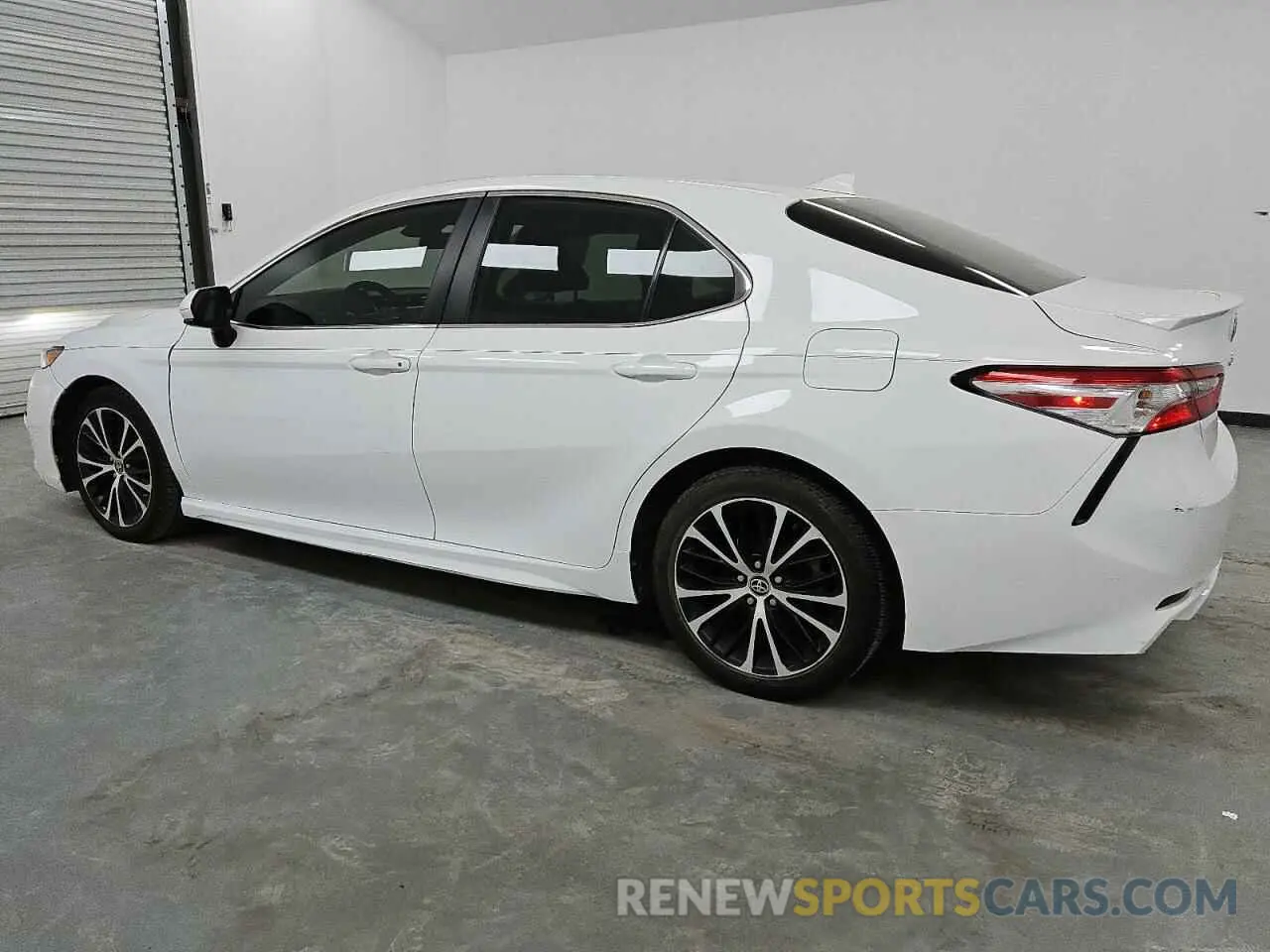 2 Photograph of a damaged car 4T1G11AK2LU393090 TOYOTA CAMRY 2020