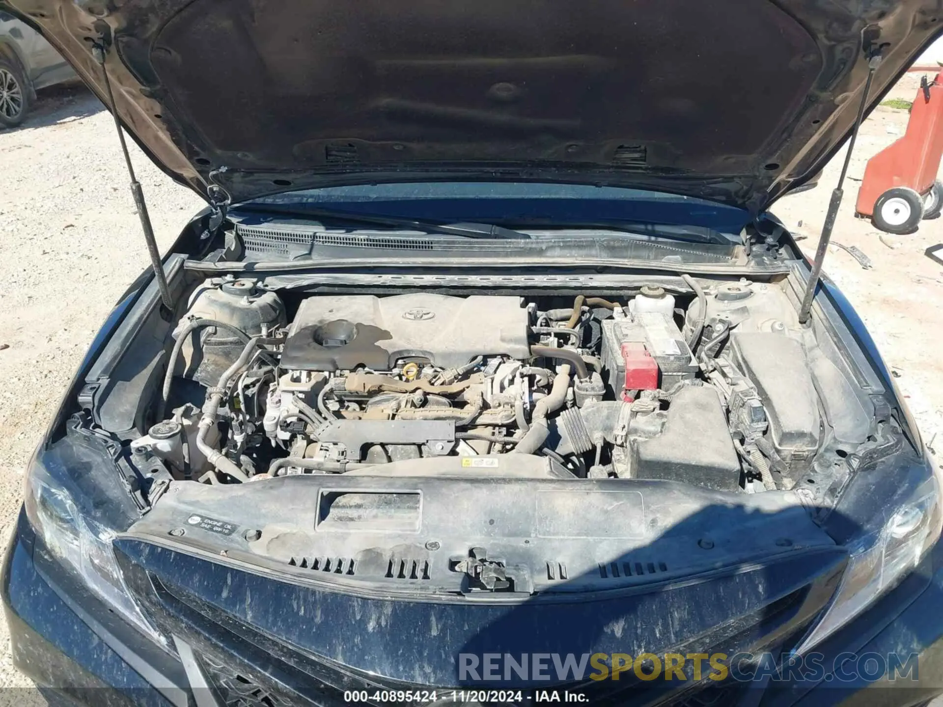 10 Photograph of a damaged car 4T1G11AK2LU401558 TOYOTA CAMRY 2020